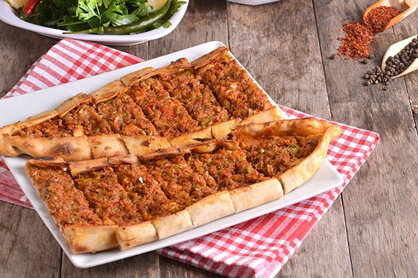 Açık Kıymalı Pide